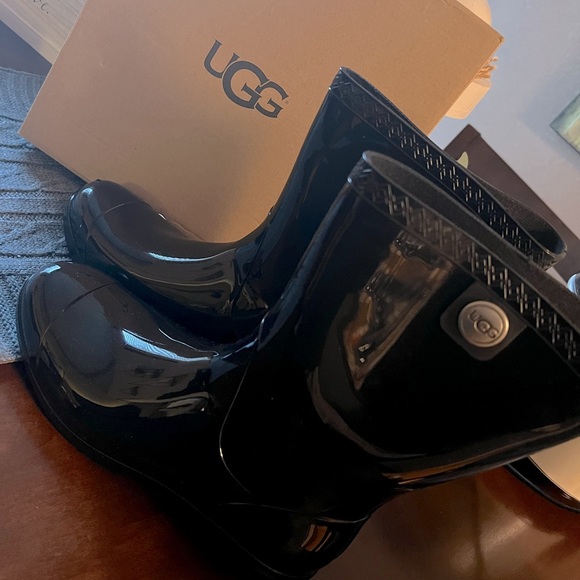 UGG Shoes - UGG Sienna Rain Boots